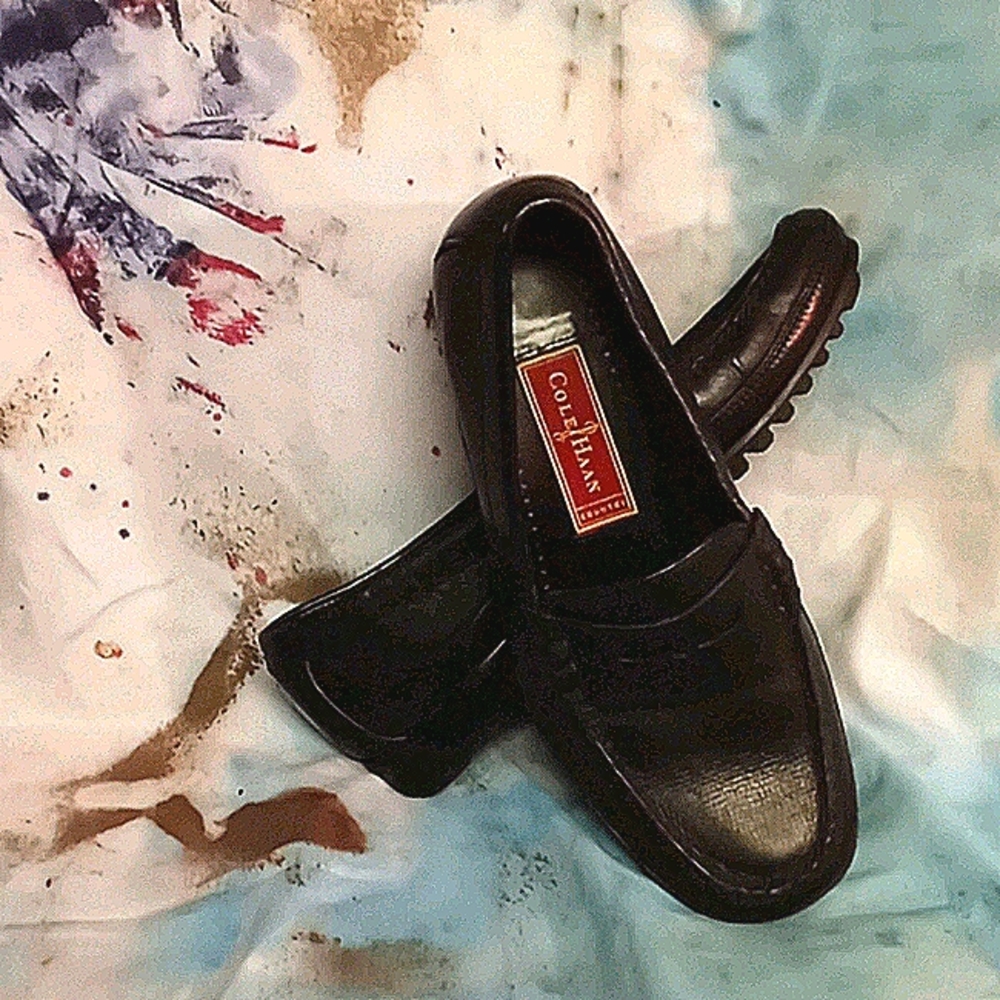 Cole Haan Sz 8m mens black loafer shoes. Leather.